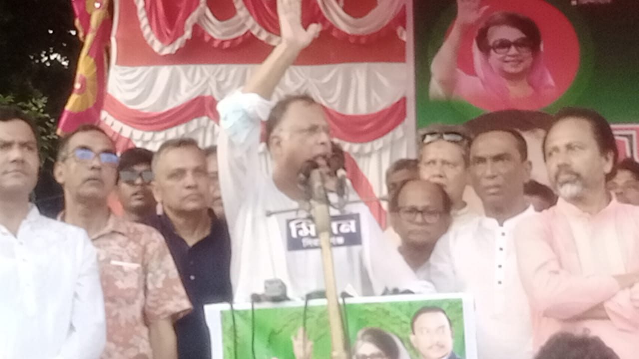 আওয়ামীলীগ শুধু ফ্যাসিবাদি সরকারই ছিলনা  এরা ইতিহাসকে মুছে দিতে ছিল পারদর্শী, টুকু